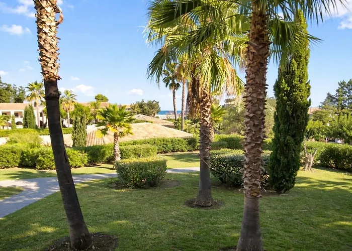T2 Paradisiaque En Bord De Et Piscine Appartement Linguizzetta
