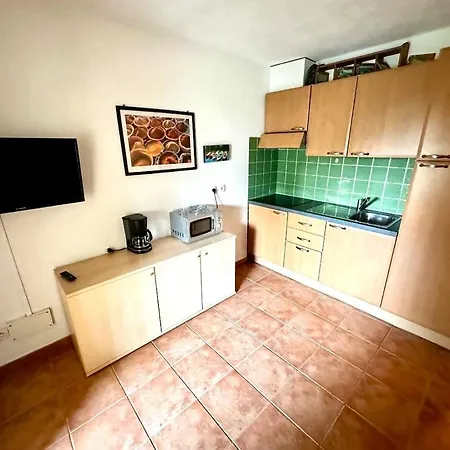 Appartement T2 Paradisiaque En Bord De Et Piscine Linguizzetta